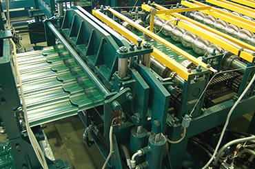 Штампующее устройство для автоматической линии по производству металлочерепицы